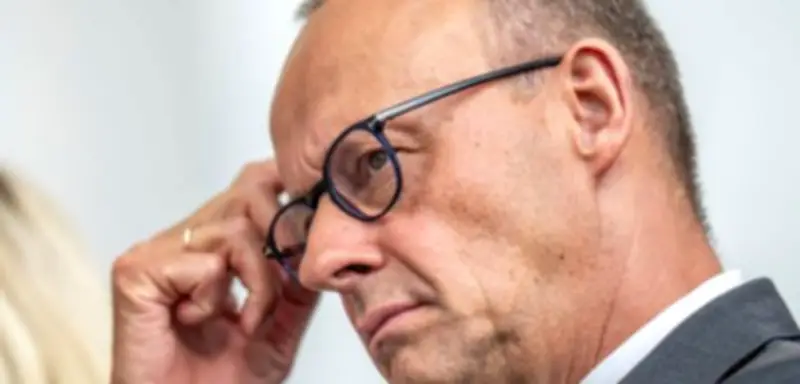 Friedrich Merz’ Gesten der Herablasung: Entschuldigungen nur für Privatpatienten?