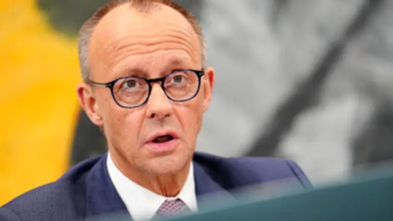 Friedrich Merz: Steckbrief des Bundeskanzlers – Vermögen, Familie, Karriere