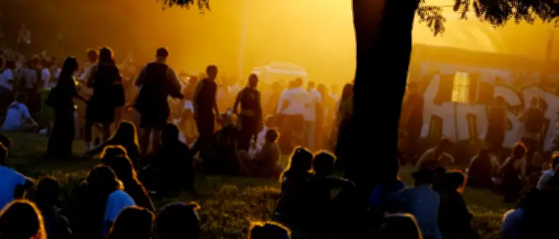 Fête de la Musique Berlin: 1.383 Konzerte trotz Unwetter – Straßen-Rave in Kreuzberg