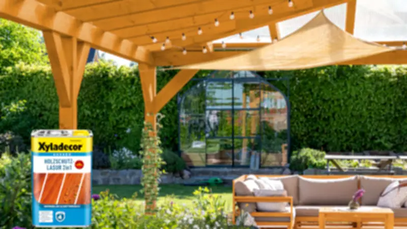 Gewinnen Sie Holzschutz-Lasur & Gartenbank im Wert von über 500 Euro