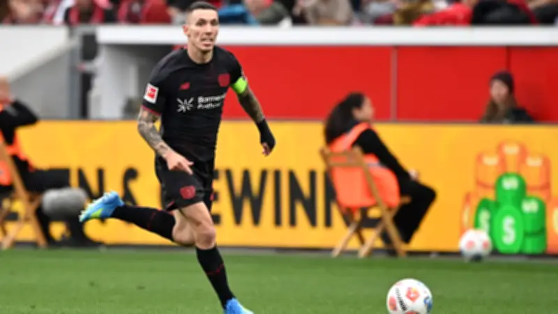 Grimaldo-Transfer zu Atlético: Bayer und Madrid pokern um 5 Mio. Euro