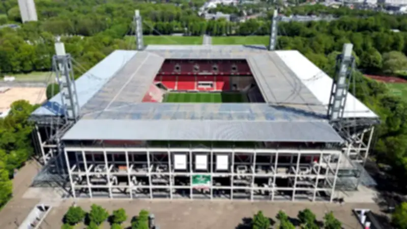 Großübung im Kölner Stadion: 1200 Menschen proben den Ernstfall