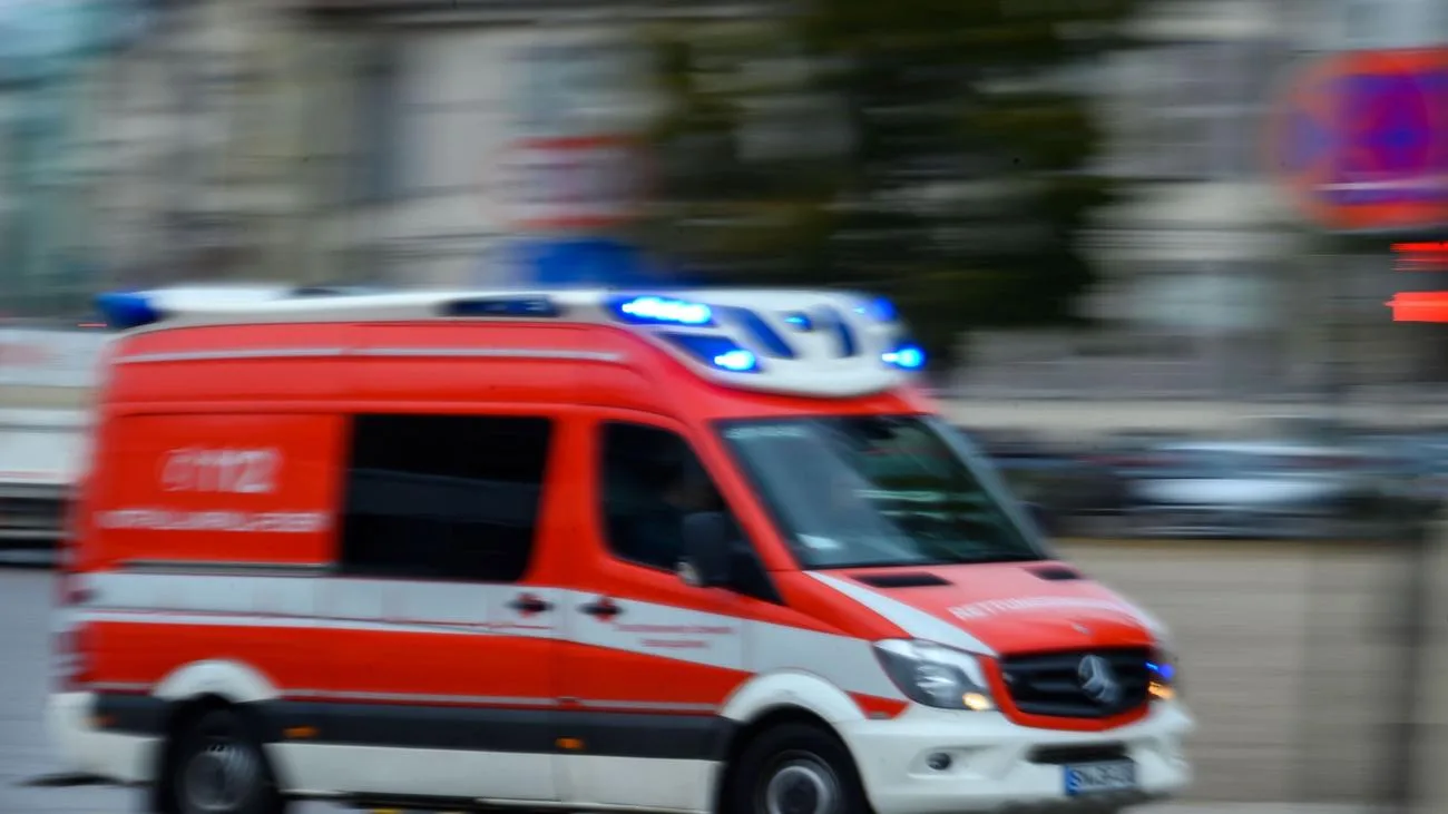 Hamburg: Reisende retten Betrunkenen nach Sturz ins S-Bahn-Gleis