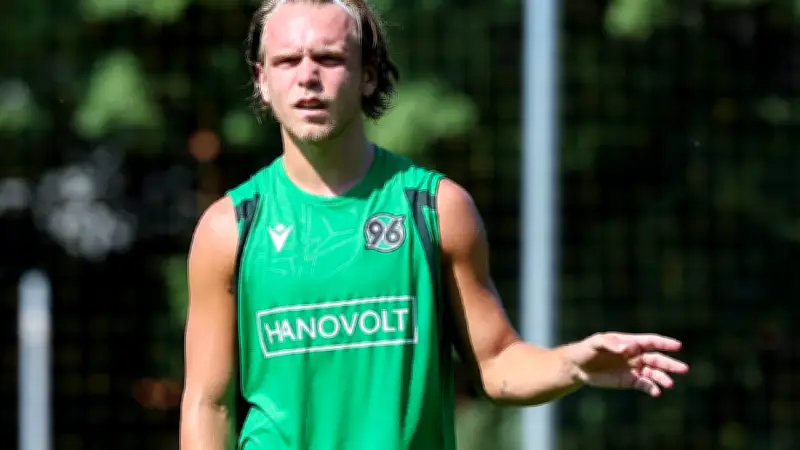 Hannover 96: Training ohne Lars Gindorf – was dahintersteckt