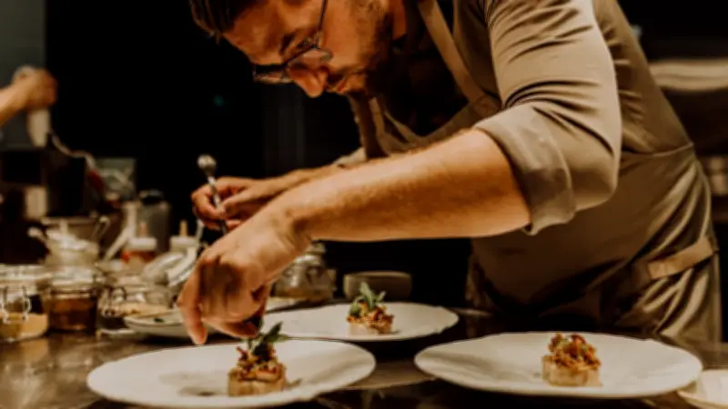 Hannovers kulinarische Renaissance: Fine Dining jenseits des Images
