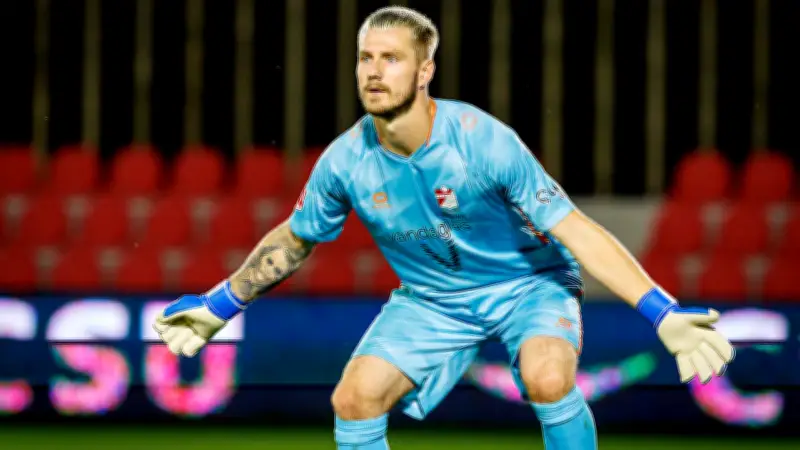 Hansa Rostock: Ex-BVB-Keeper Luca Unbehaun wird neue Nummer 1