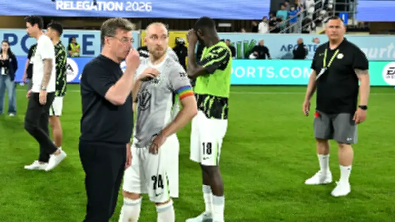 Hecking schickt Eriksen Sprachnachricht nach Herzstillstand