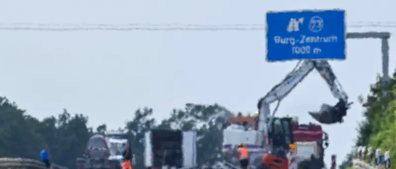 Hitzeschäden auf Autobahnen: Warum Straßen bei hohen Temperaturen aufbrechen