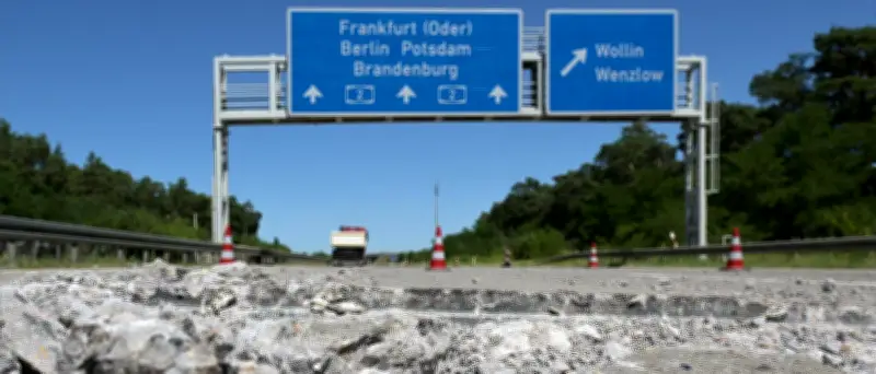 Hitzeschäden: Brandenburgs Straßenmeistereien im Großeinsatz