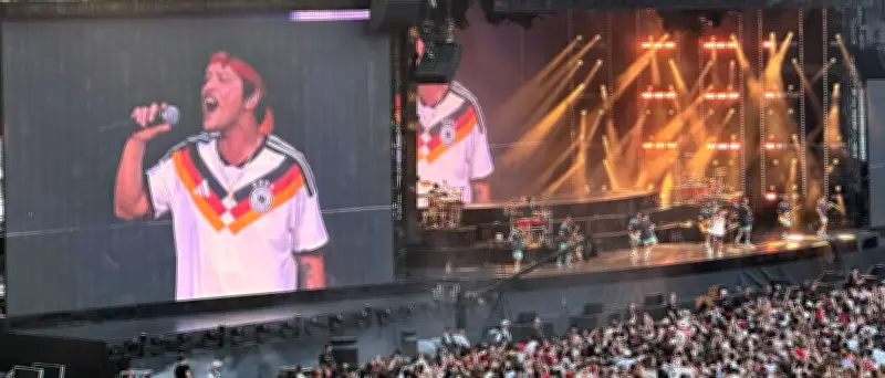 Hitzewelle in Berlin: 39,9 Grad Rekord, Bruno Mars im DFB-Trikot, Wasserwerfer im Einsatz