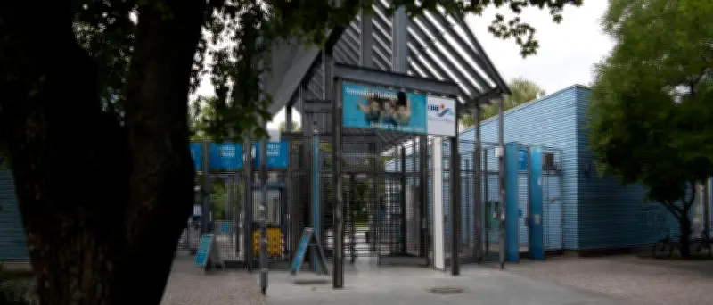 Hitzewelle in Berlin: Columbiabad öffnet nach technischen Problemen wieder