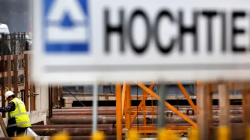 Hochtief steigt in den Dax auf – Porsche muss weichen