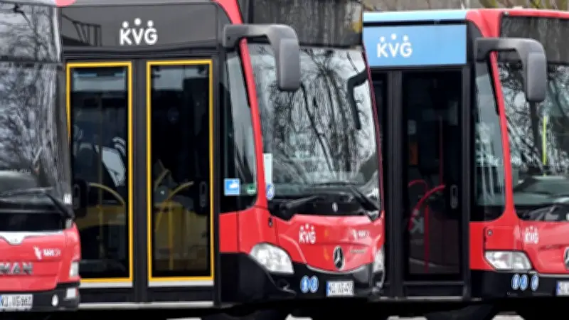 Hohe Dieselpreise: Busbetriebe im Norden fordern Entlastung