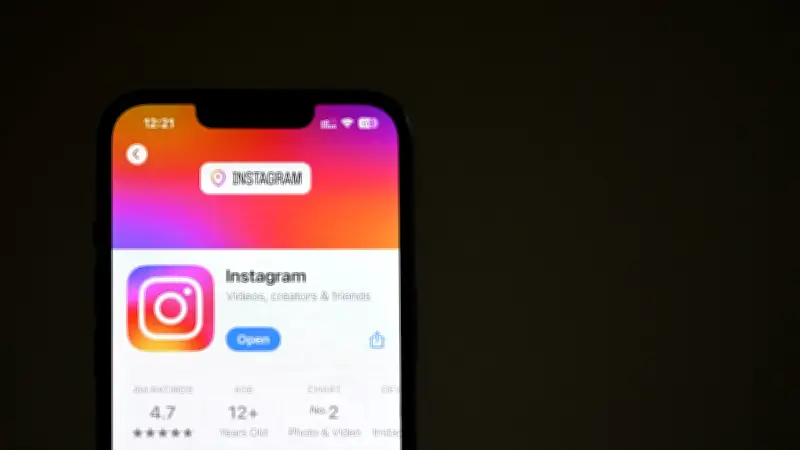Instagram führt freie Sortierung des Beitragsrasters im Profil ein