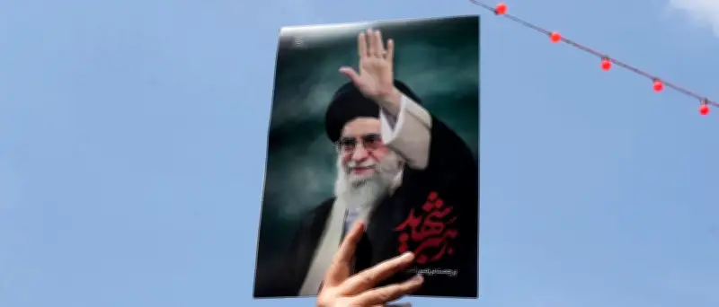 Iran bereitet Beisetzung von Chamenei vor – Trauerfeiern geplant