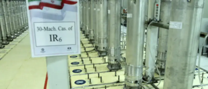 Iran: Keine Atomverhandlungen bei US-Gesprächen – Blockade der Straße von Hormus gelockert