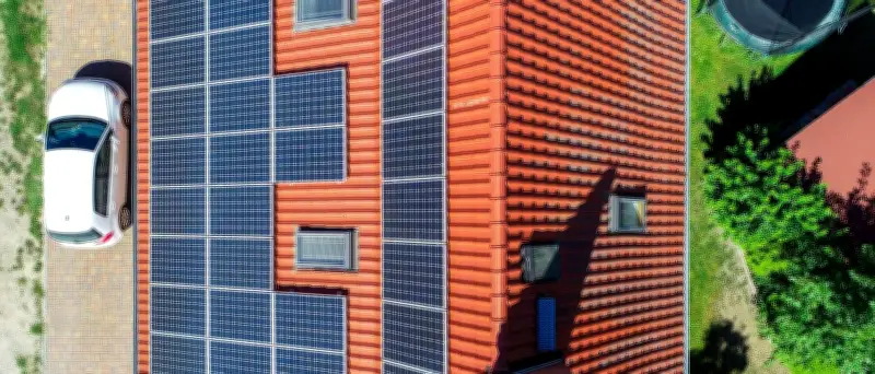 Irankrieg und Förderkürzung bescheren Solarbranche unerwarteten Boom