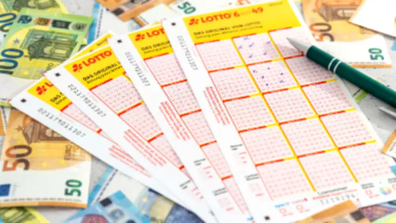 Jackpot nicht geknackt: Lottospieler gewinnt 2,7 Millionen Euro