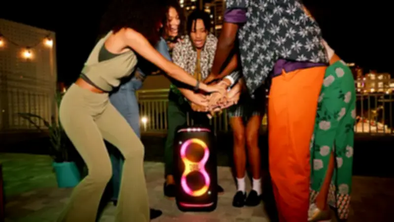 JBL PartyBox Stage 320 im Test: Note 1,3 – Jetzt zum Bestpreis sichern