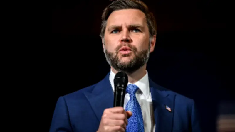 JD Vance relativiert Watergate-Skandal und verbreitet Deepstate-Verschwörung