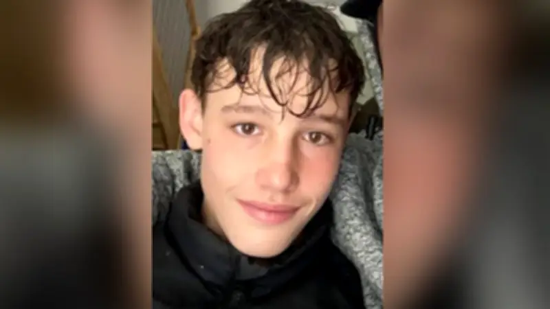 Jugendlicher (17) in Hinterhalt gelockt und totgeprügelt – Fall erschüttert Frankreich