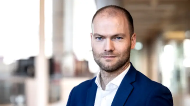 Julian Röpcke: BILD-Redakteur für Sicherheitspolitik und Konflikte