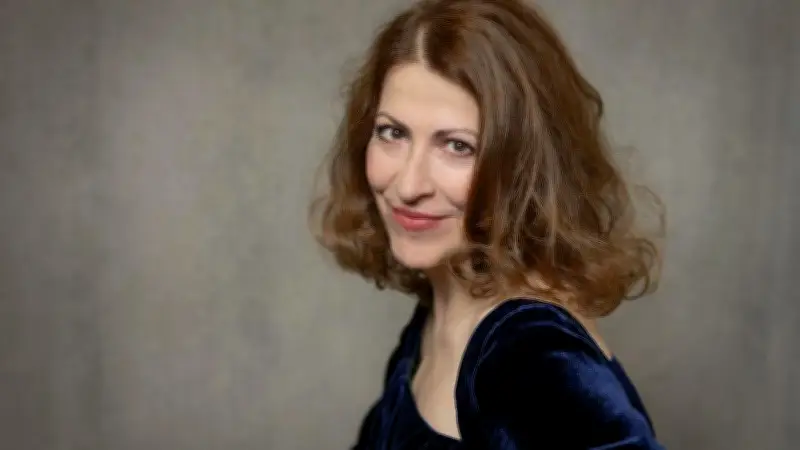 Katharina Kammerloher: Eine poetische Reise durch die Jahres- und Lebenszeiten der Liebe
