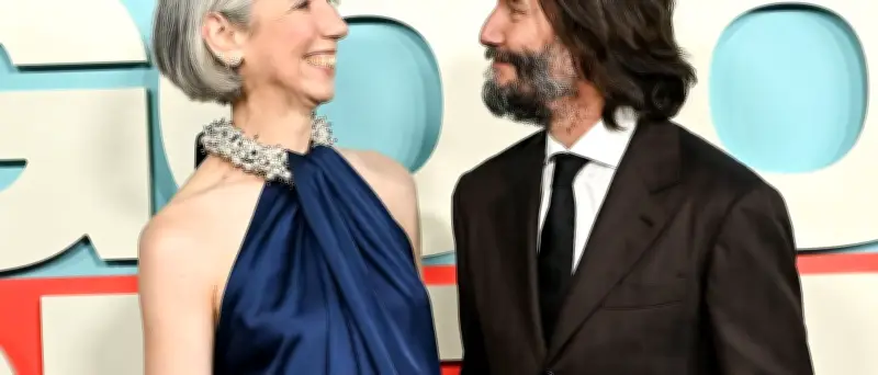 Keanu Reeves: Alexandra Grants Gemälde werden durch Liebe fröhlicher