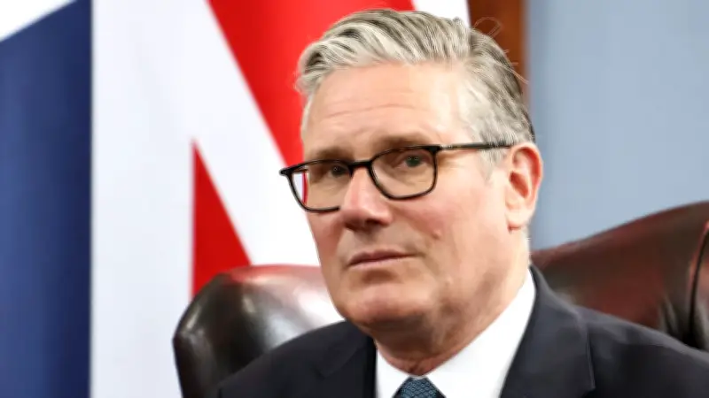 Keir Starmer gibt Statement zur Regierungskrise in England