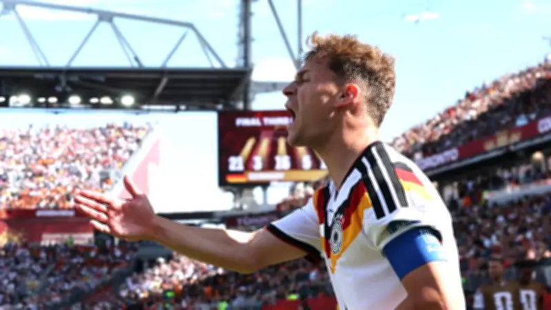 Kimmich schreit Amiri an: Steh auf! – DFB-Star bereitet Ausgleich vor