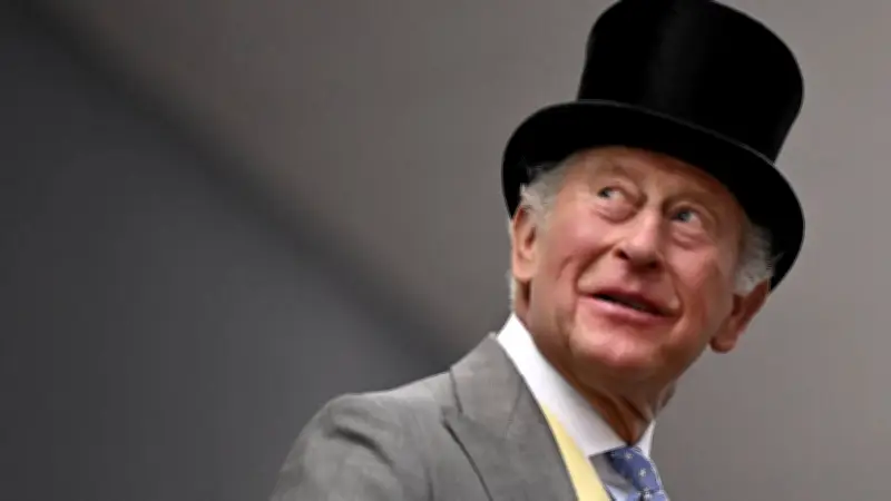 König Charles legt erstmals private Steuern offen – Unruhe im Palast