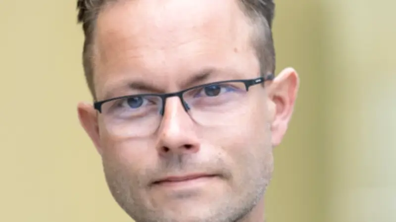 Konstantin Marrach: Vom Hobby-Musiker zum BILD-Redakteur