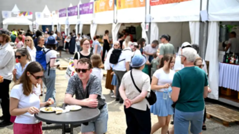 Koscheres Streetfood-Festival in Berlin: Schawarma und mehr