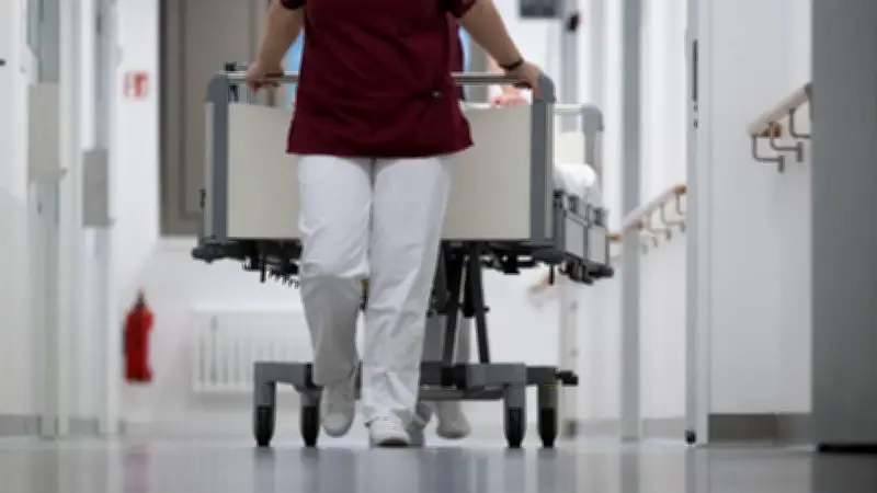 Krankenhausverband warnt: 140.000 Jobs durch Warken-Reform bedroht