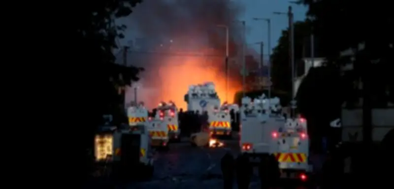 Krawalle in Nordirland: Ein Held und viele Verlierer in Belfast