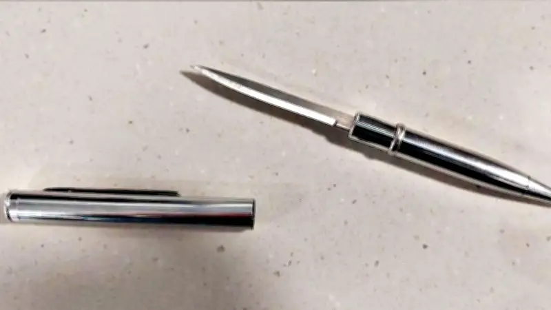 Kugelschreiber als Waffe getarnt: Tunesier am Flughafen Köln/Bonn erwischt