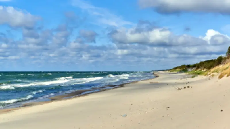 Kurische Nehrung: Europas längster Strand aus Dünen