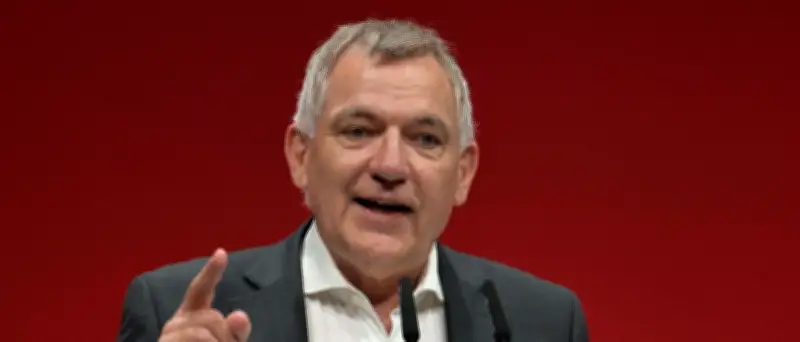 Linke-Parteitag: Bekenntnis zu Genozid-Vorwurf gegen Israel