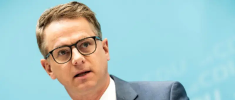 Linnemann unterstützt Rentenversicherungspflicht für Minijobs