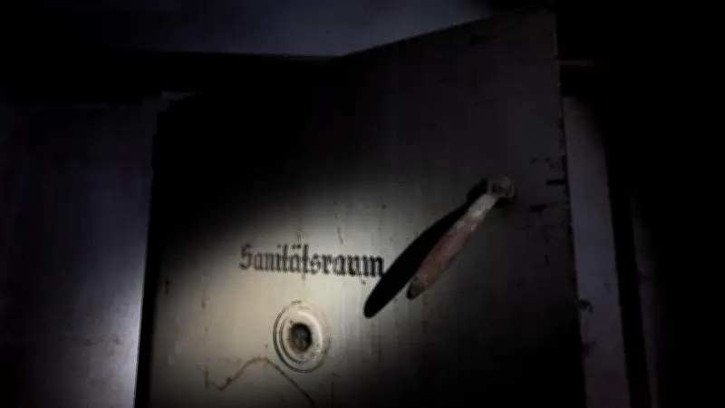 Lost Place in Neukölln: Kinder spielen über Nazi-Bunker