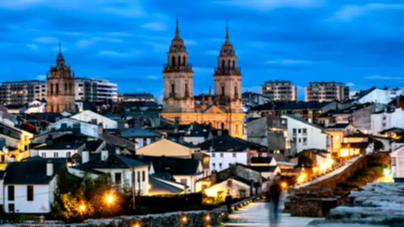 Lugo in Galicien: Geheimtipp mit römischer Mauer und Jakobsweg