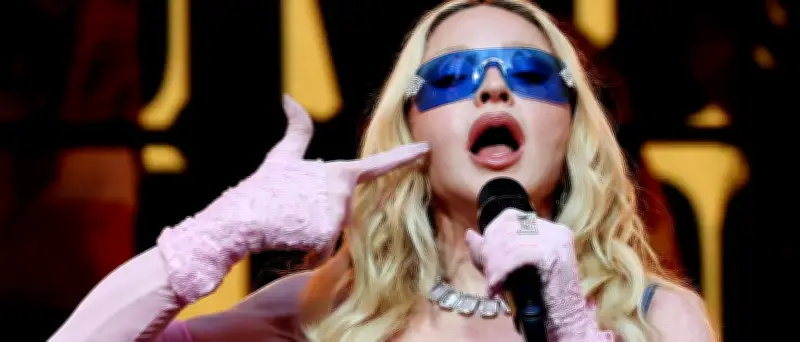Madonna überrascht mit Gratiskonzert am Times Square zum Pride-Monat