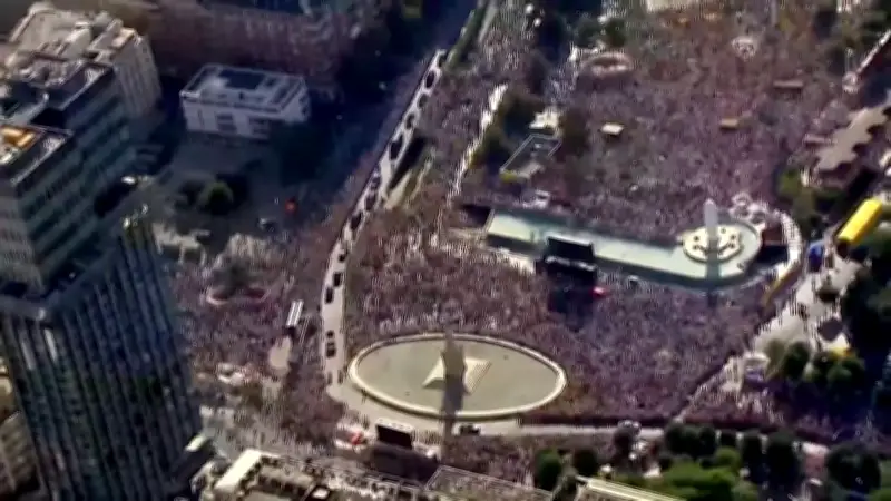 Massenandrang in Spanien: Millionen feiern Papst Leo XIV.