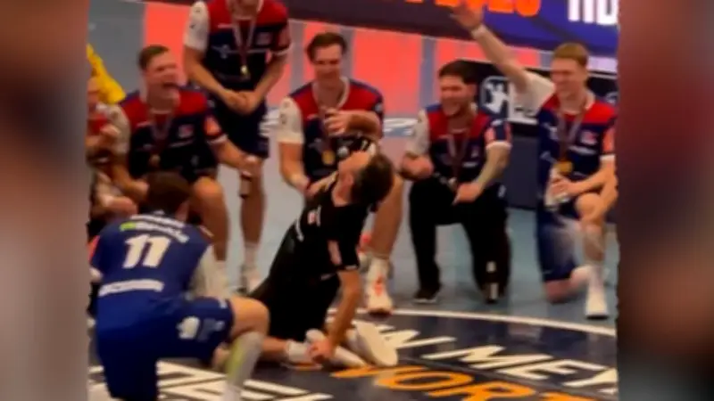 Matti Flohr: Kult-Trainer begeistert mit legendärem Auftritt