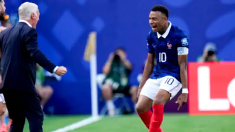 Mbappé widmet Tor gegen Schweden verstorbener Mutter von Deschamps