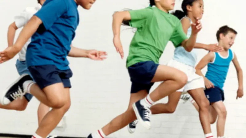 Mediziner warnt: Wann intensiver Sport für Kinder riskant wird