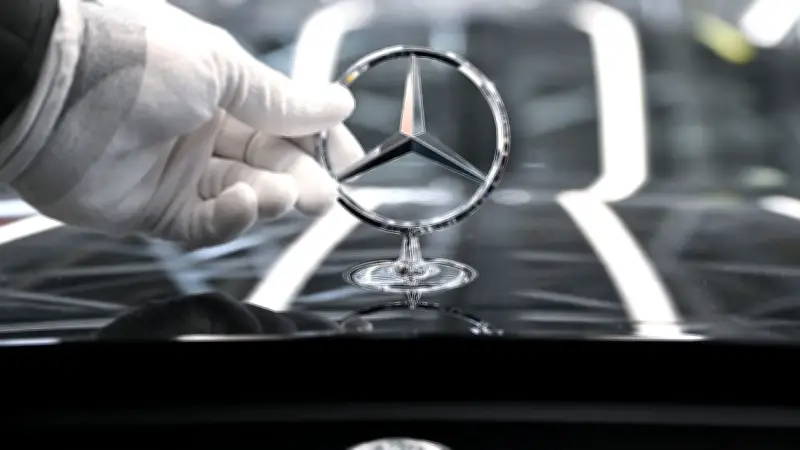 Mercedes verschiebt Sonderzahlung: Arbeitszeitverlängerung droht