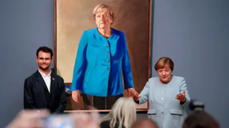 Merkel-Porträt für Kanzleramt: Gemälde ohne Raute im Bode-Museum