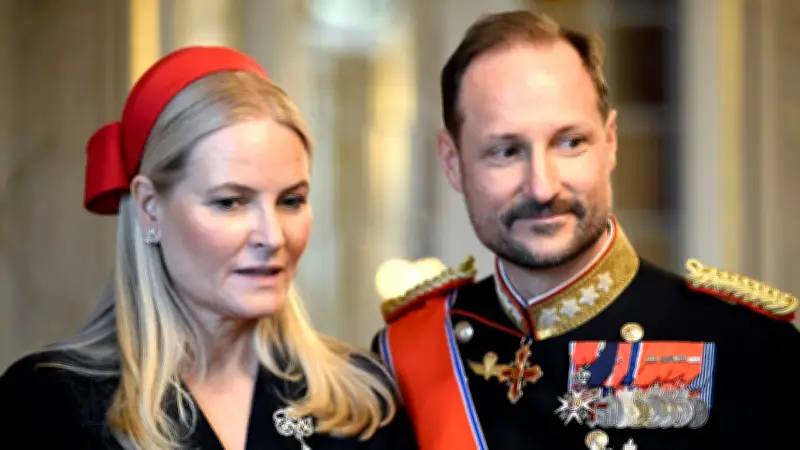 Mette-Marits Schweigen nach Marius-Urteil: Eine enttäuschende Botschaft