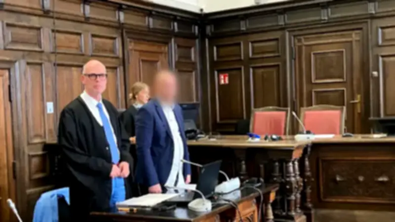 Mordprozess um tödliche Messerstiche auf 68-Jährigen in Hamburg